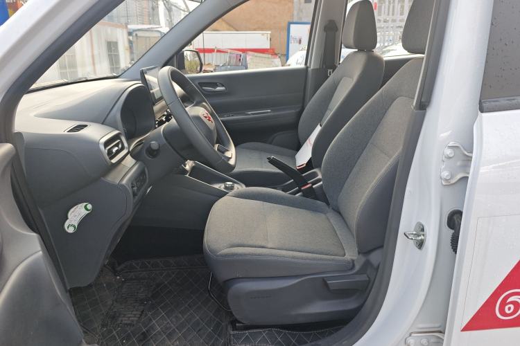 Used Wuling Hongguang New Energy 2025 Extended-Range Hybrid 50KM Comfort Version