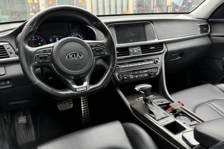 Used Kia K5 2016 1.6T Automatic LUX
