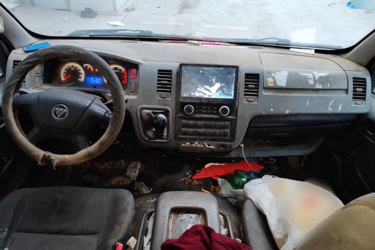 Used Foton Scenic G7 2015 2.0L Commercial Version Long Wheelbase High Roof – 486EQV4
