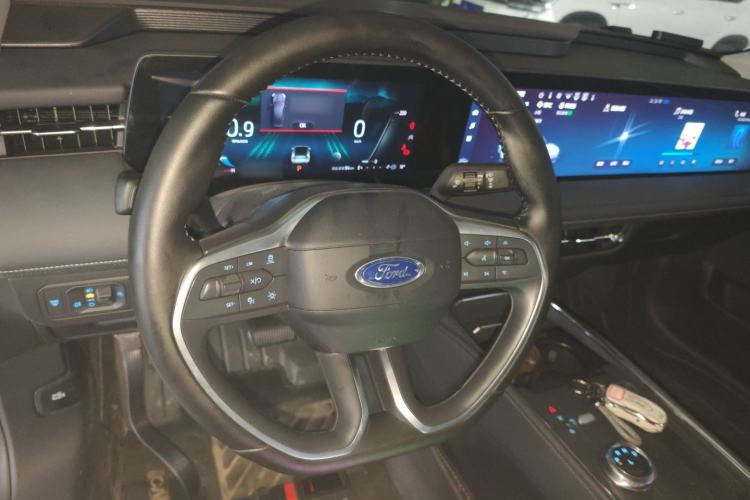 Used Ford Mondeo 2025 1.5T EcoBoost Luxury Version Steering Wheel