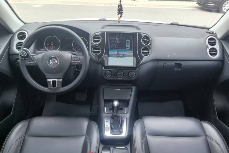 Used Volkswagen Tiguan 2016 280TSI Automatic Two-Wheel Drive Silk Road Comfort Edition Interior 2