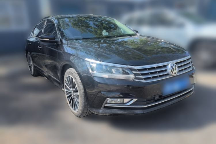 Used Volkswagen Passat 2016 330TSI DSG Prestige Edition Front Right 45 Deg