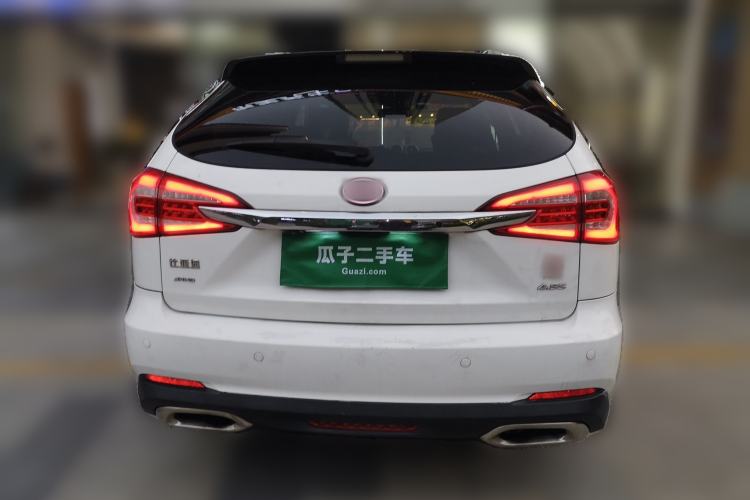 Used BYD Tang New Energy 2015 2.0T Four-Wheel-Drive Flagship Model
