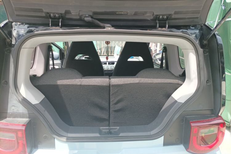 Used Chery QQ Ice Cream 2022 170km Sundae Phosphate Lithium-Ion Trunk