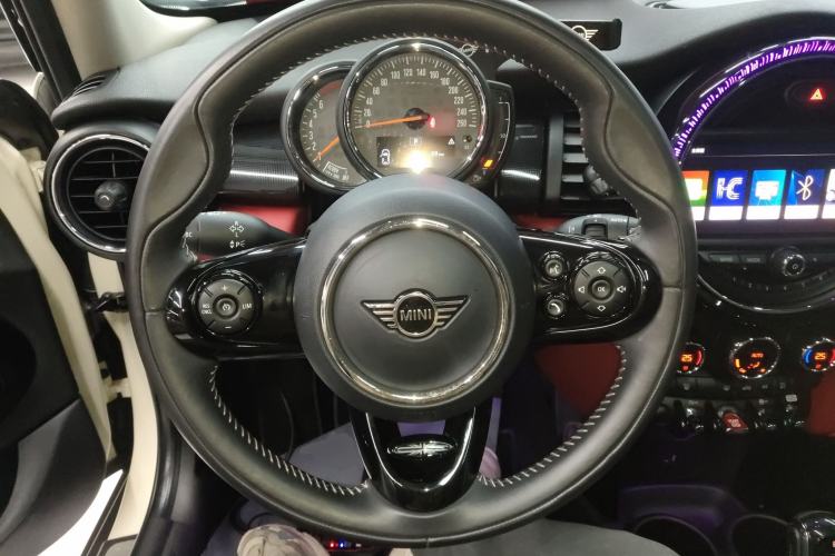 Used MINI 2018 1.5T COOPER Artist Five-Door Edition
