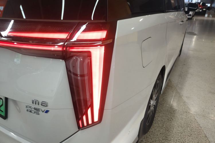 Used GAC Trumpchi Xiangwang M8 2026 Model Zongshi LiDAR Edition Right Rear Taillight