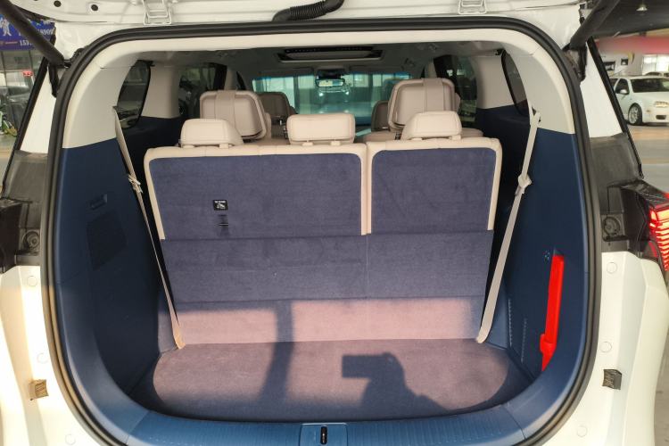 Used Buick GL8 New Energy 2024 Lu Zun Luxury Edition 7-Seater
