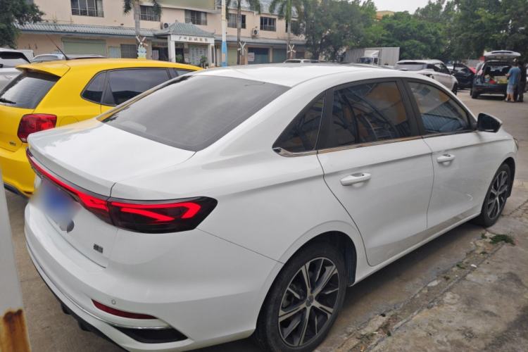 Used Geely Auto Emgrand 2022 4th Generation 1.5L CVT Flagship Model Rear Right 45 Deg