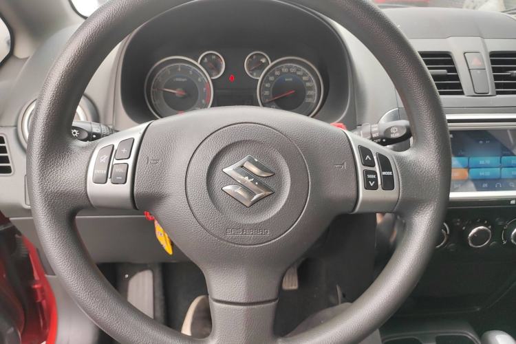 Used Suzuki SX4 2016 1.6L Automatic Classic Edition
