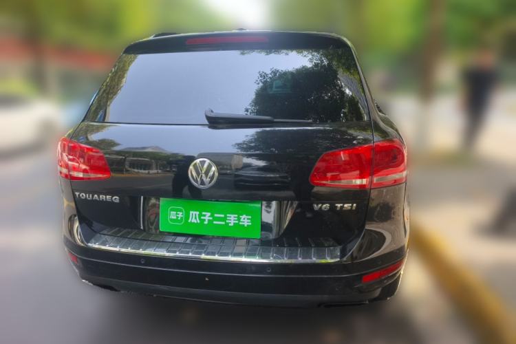 Used Volkswagen Touareg 2011 3.0 TDI Diesel High-End Model Rear