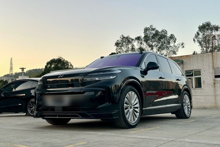 Used ONVO Luxeed L90 2025 Model—Ultra Six-Seater Version