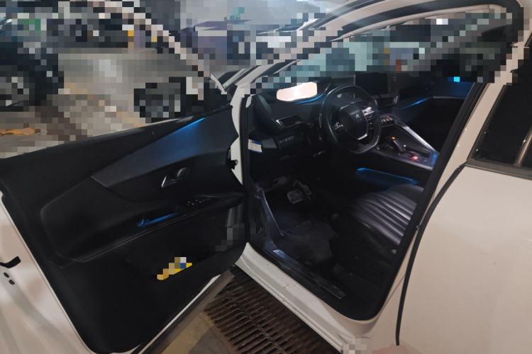 Used Peugeot 5008 2017 380THP 7-Seater Luxury Edition