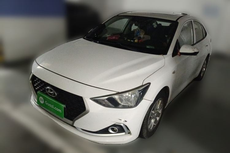 Used Hyundai Celesta 2017 1.6L Manual Enjoyment Edition GLS