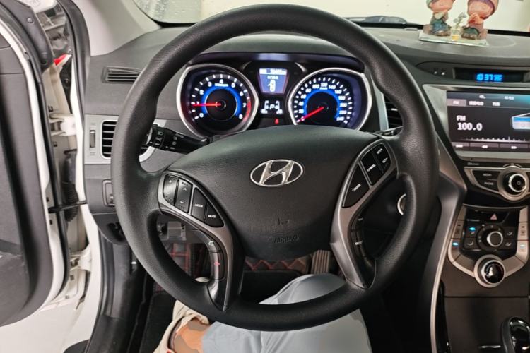 Used Hyundai Elantra (5th Generation / Langdong) 2016 1.6L Automatic Prestige Model