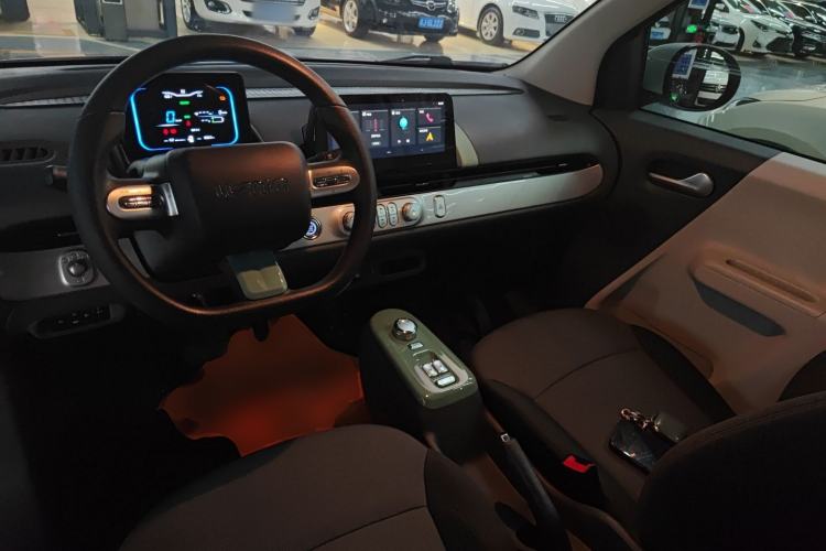 Used CHANGAN NEVO Lumin 2022 210km Sweet Edition Center Console