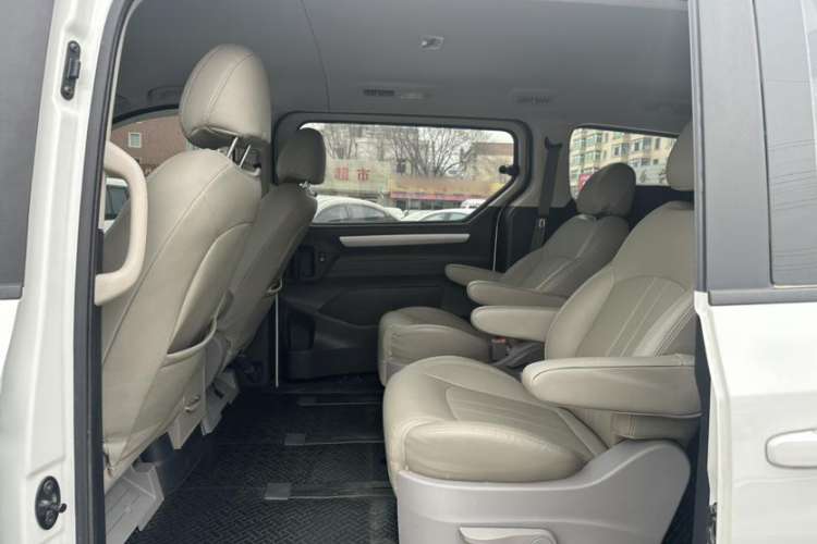 Used SAIC MAXUS G10 2022 2.0T Automatic Smart Enjoyment Version Gasoline 7 Seats
