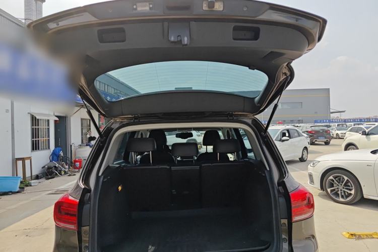 Used Volkswagen Tiguan 2016 280TSI Automatic Two-Wheel-Drive Silk Road Style Edition
