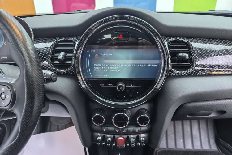 Used MINI MINI 2023 1.5T COOPER Artist
