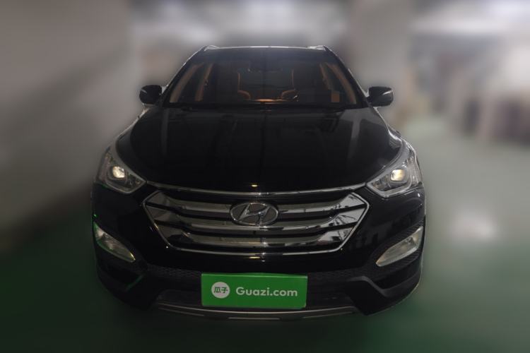 Used Hyundai Santa Fe 2013 2.4L Manual Two-Wheel Drive Comfort Version