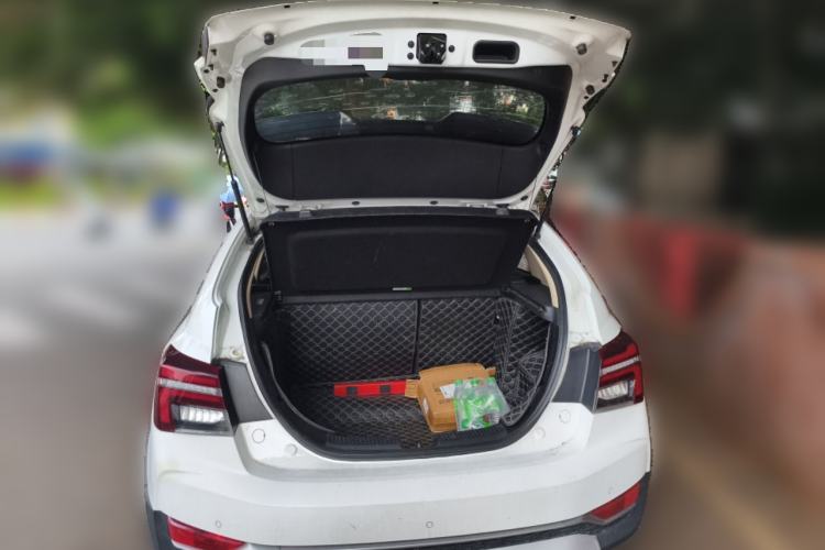 Used Geely Auto Vision S1 2018 1.4T CVT FENGXING Model Trunk