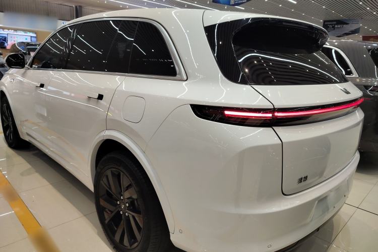 Used Li Auto L7 2023 Air model
