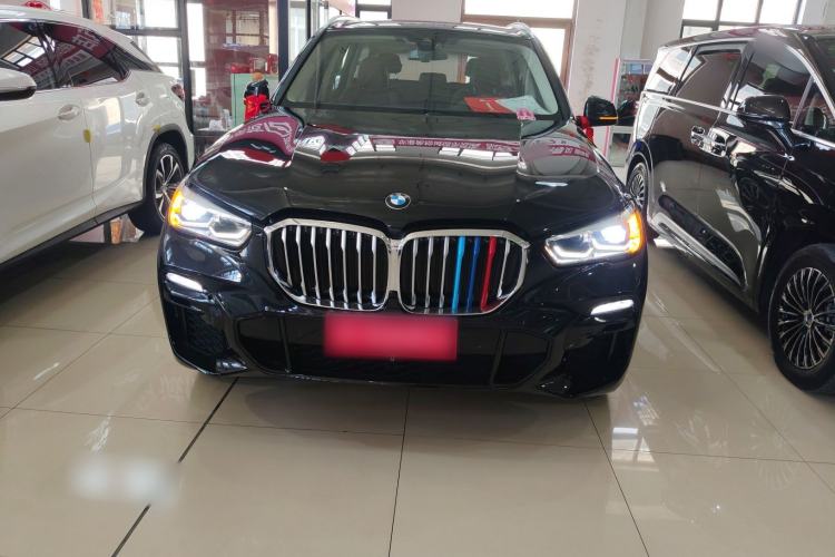 Used BMW X5 2020 xDrive30i M Sport Package Front
