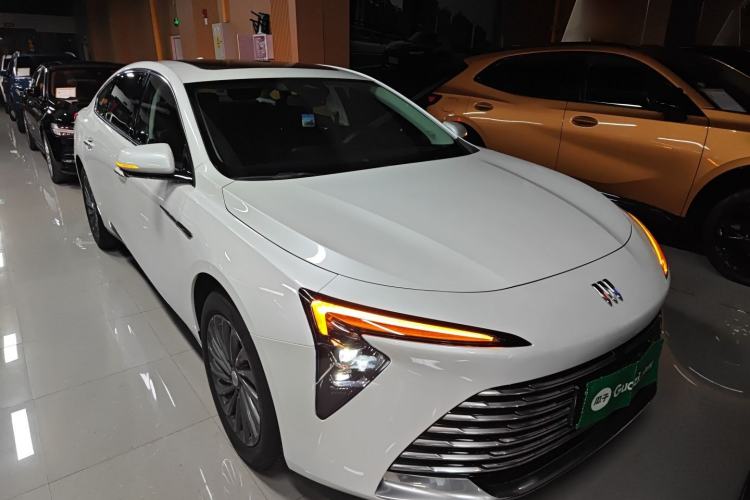 Used Buick LaCrosse 2025 28T Platinum Edition