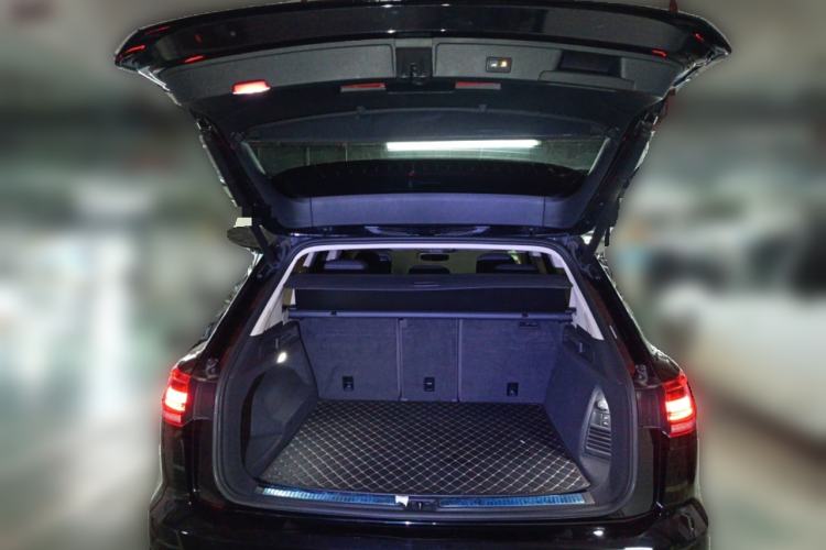 Used Volkswagen Touareg 2019 3.0 TSI RuiFeng Edition China V Standard Trunk