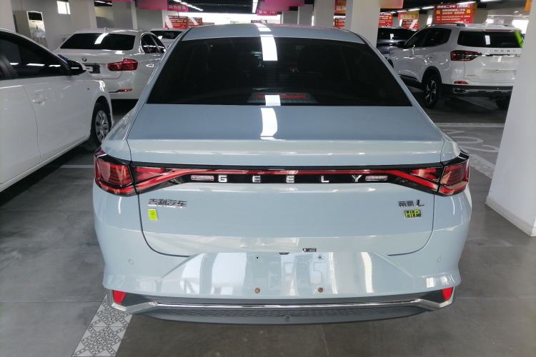 Used Geely Auto Emgrand L HiP 2022 1.5TD-DHT Pro 100KM Super Clean
