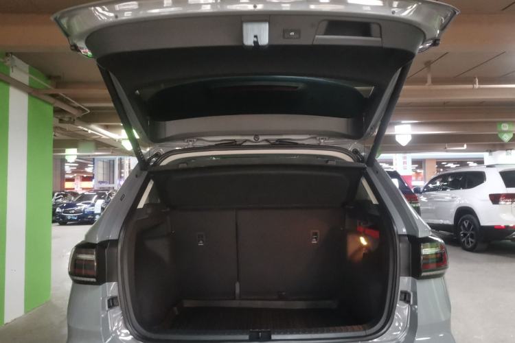 Used Volkswagen Tharu 2023 300TSI Two-Wheel-Drive Full Moon Edition Trunk