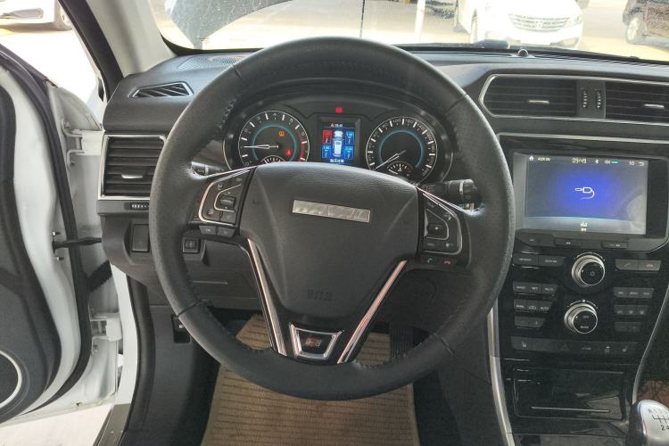 Used Haval H2 2016 Red-Label 1.5T Manual Two-Wheel Drive Luxury Model