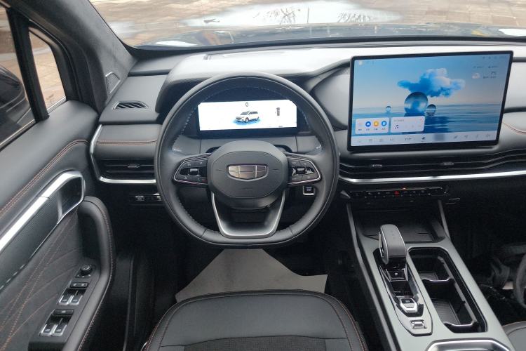 Used Geely Auto Haoyue L 2025 2.0T DCT Luxury Edition