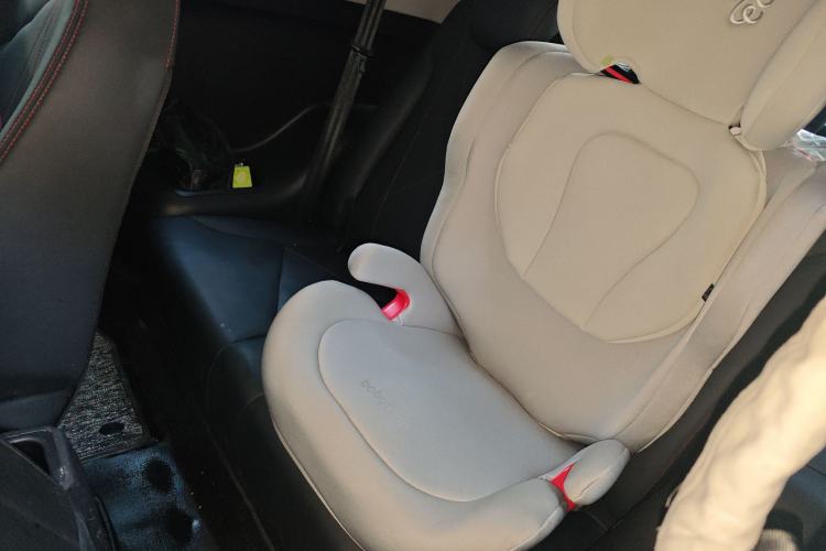 Used Chery Little Ant 2022 Sweet Pink Edition Half-Sugar Version Lithium Iron Phosphate 30 kW 301 km