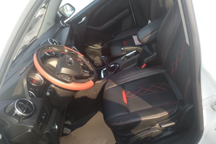 Used Soueast DX3 2018 1.5L Manual Luxury Model
