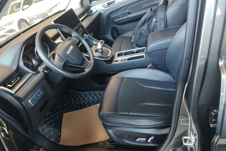 Used Haval M6 2021 PLUS 1.5T DCT Prestige Smart Connectivity Model
