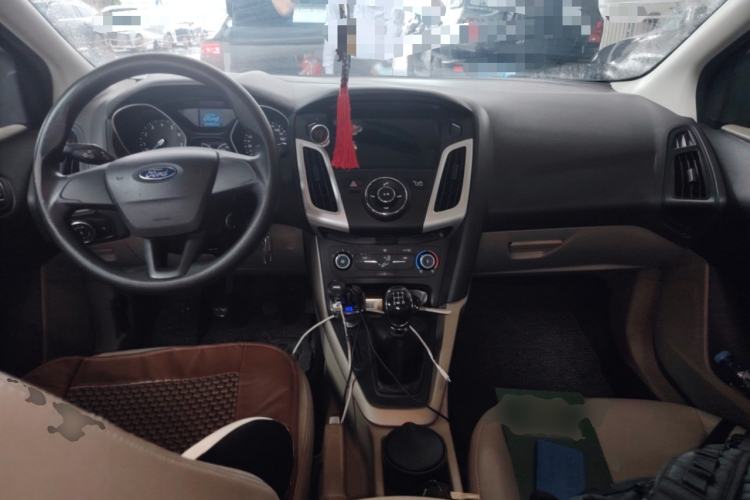 Used Ford Focus 2015 Sedan 1.6L Manual Comfort Model