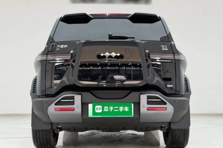 Used Formula Leopard Titanium 3 2025 501 km All-Wheel Drive Intelligent Driving Max Edition