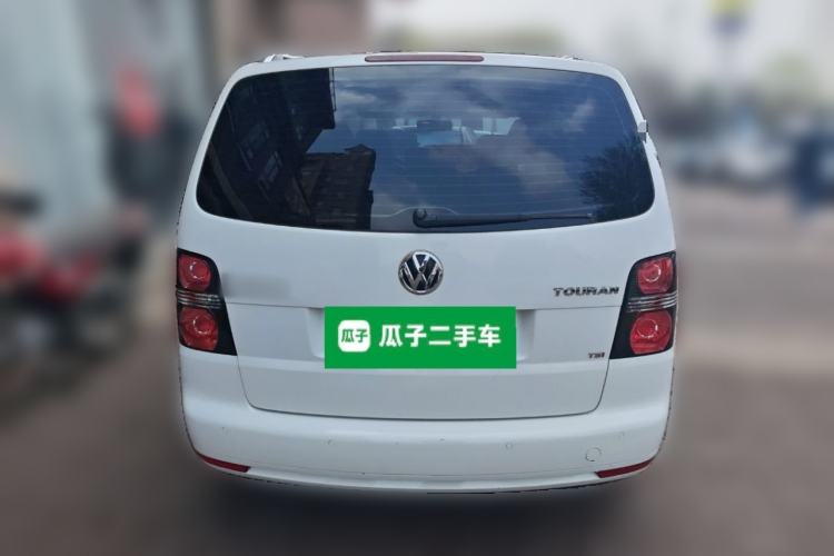 Used Volkswagen Touran 2015 1.4T DSG Comfort Edition 5 Seats Rear