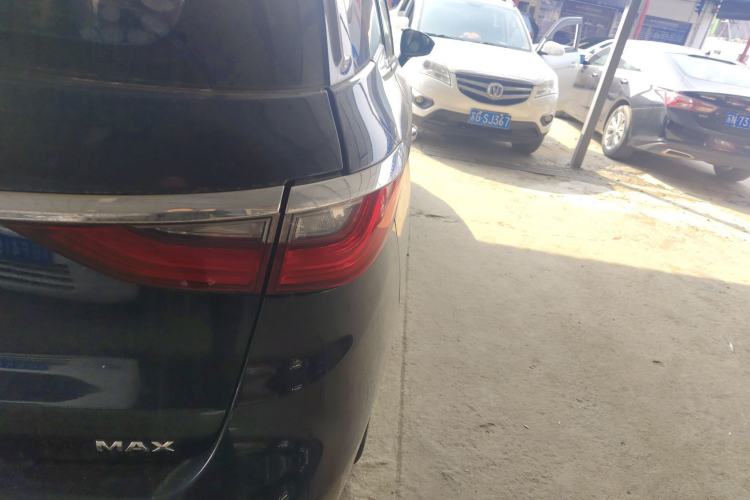 Used BYD Song MAX 2019 1.5T Manual Smart Connect Ruiyi Sunroof Model 6 Seats China VI Standard