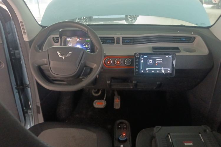 Used Wuling Hongguang MINIEV 2020 Freedom Version Lithium Iron Phosphate
