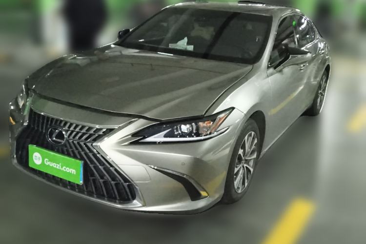 Used Lexus ES 2023 200 Excellence Edition