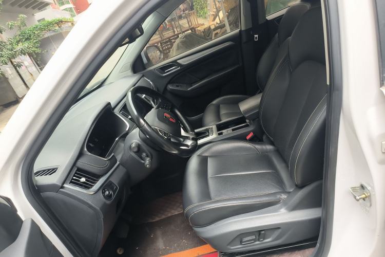 Used Roewe RX5 New Energy 2017 eRX5 50T Hybrid Connected Prestige Flagship Edition Left Front Seat