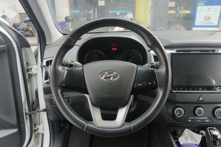 Used Hyundai ix25 2015 1.6L Automatic Two-Wheel Drive Smart GLS Trim Steering Wheel