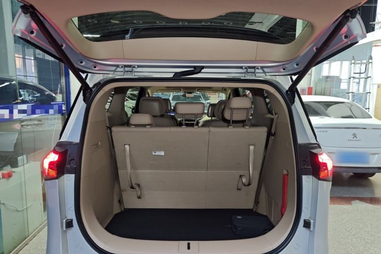 Used Buick GL8 New Energy 2025 Lu Shang Luxury Edition 7-Seater