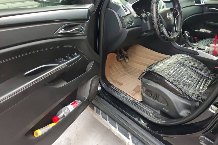 Used Cadillac SRX 2013 3.0L Comfort Model Driver Seat