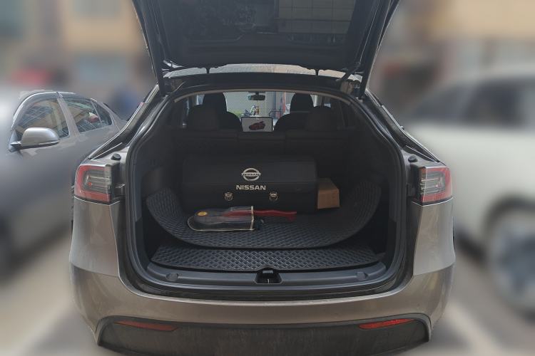 Used Tesla Model Y 2022 Rear-Wheel-Drive Version
