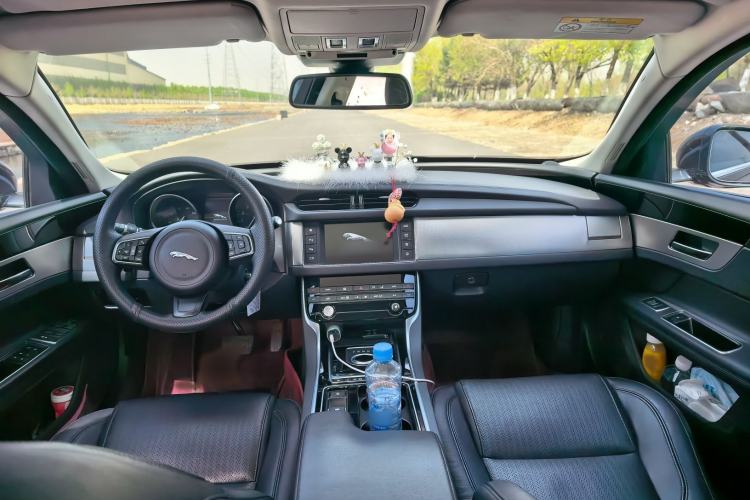 Used Jaguar XF 2016 XF 3.0 SC Two-Wheel-Drive Luxury Edition
