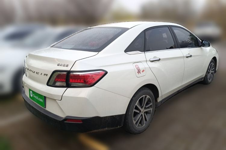 Used Venucia D60 2019 100 000 Glory 1.6L XL Manual Chenku Edition China VI
