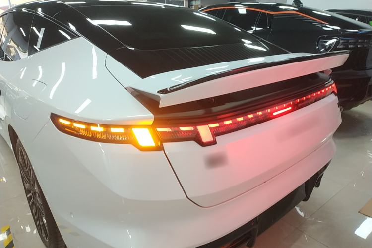 Used Lynk & Co Lynk & Co 10 EM-P 2025 Model 240 All-Wheel Drive Ultra—Sport Edition
