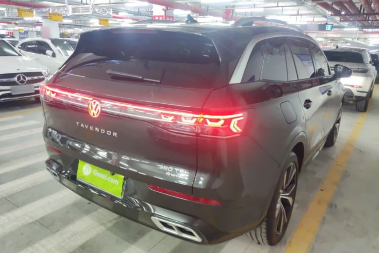 Used Volkswagen Tavendor 2023 380TSI Four-Wheel Drive R-Line First Edition Rear Right 45 Deg